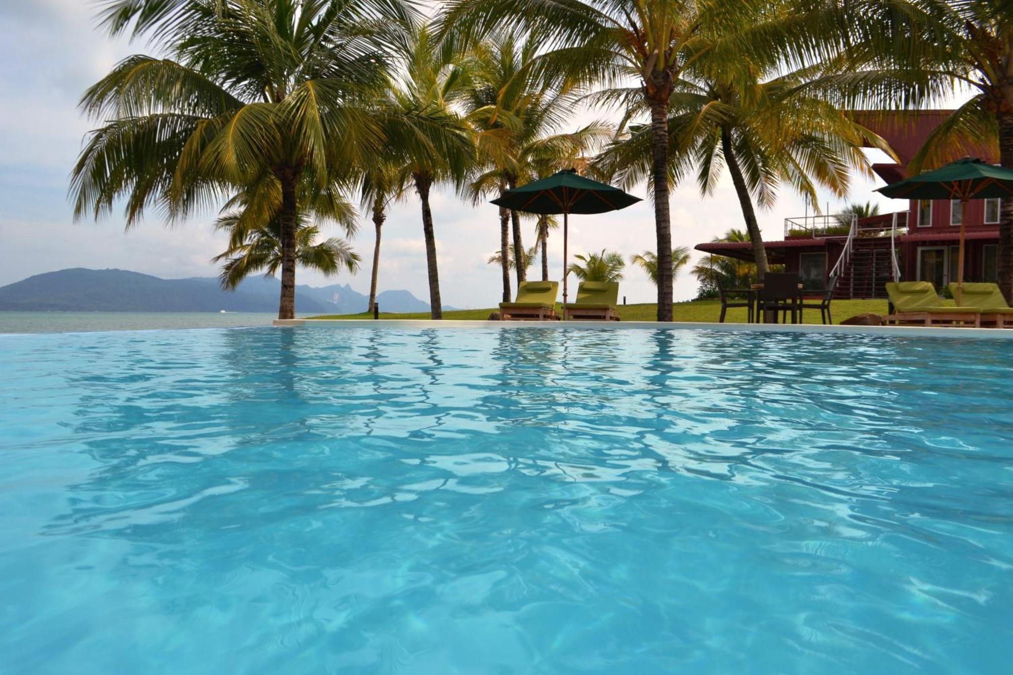 The Ocean Residence Langkawi Kuah Exterior photo
